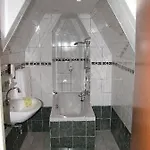 Luxer Hotel 3*