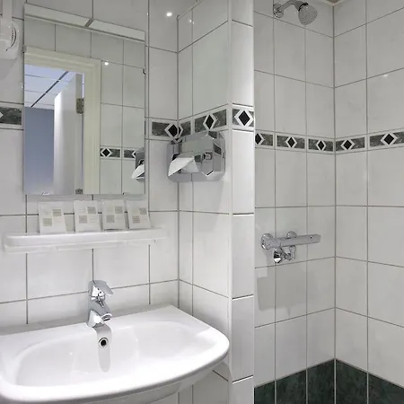 Luxer Otel Amsterdam