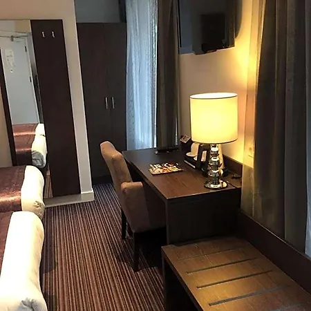 Luxer Hotel 3*