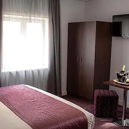 Luxer Hotel 3*